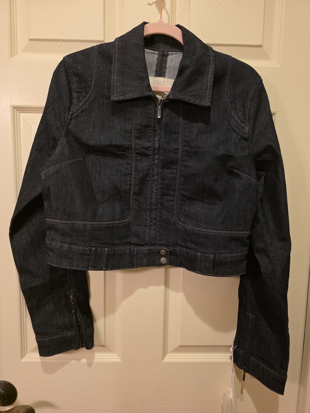 Rumi Shrunken Stretch Denim Moto Jacket by Pilcro - Picture 4 of 9